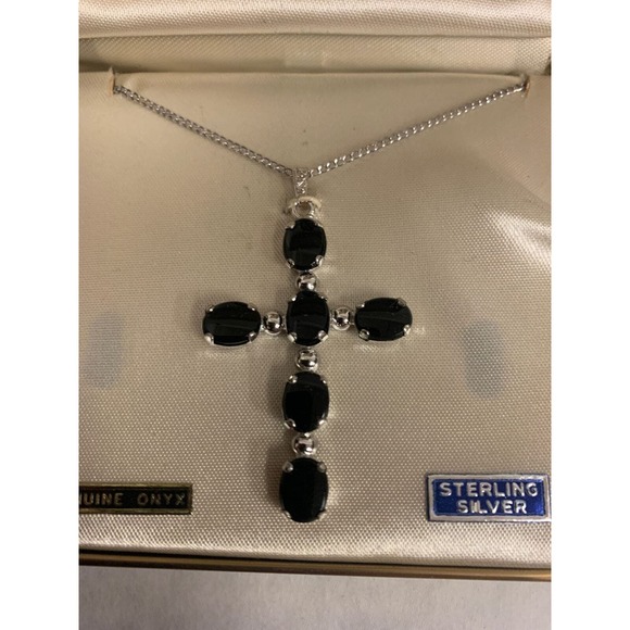 Vintage Genuine Onyx and Sterling Silver Cross, Cross Necklace - Picture 3 of 8